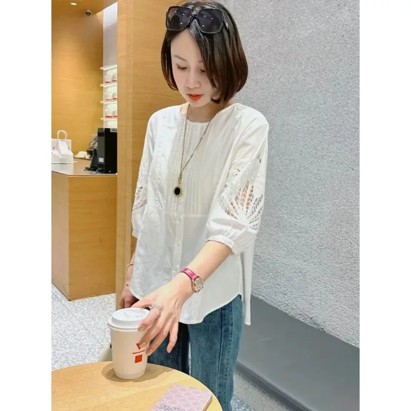 

Women's White Hollow Embroidery Half-Sleeve Blouse Loose Fit Casual Fresh Top
