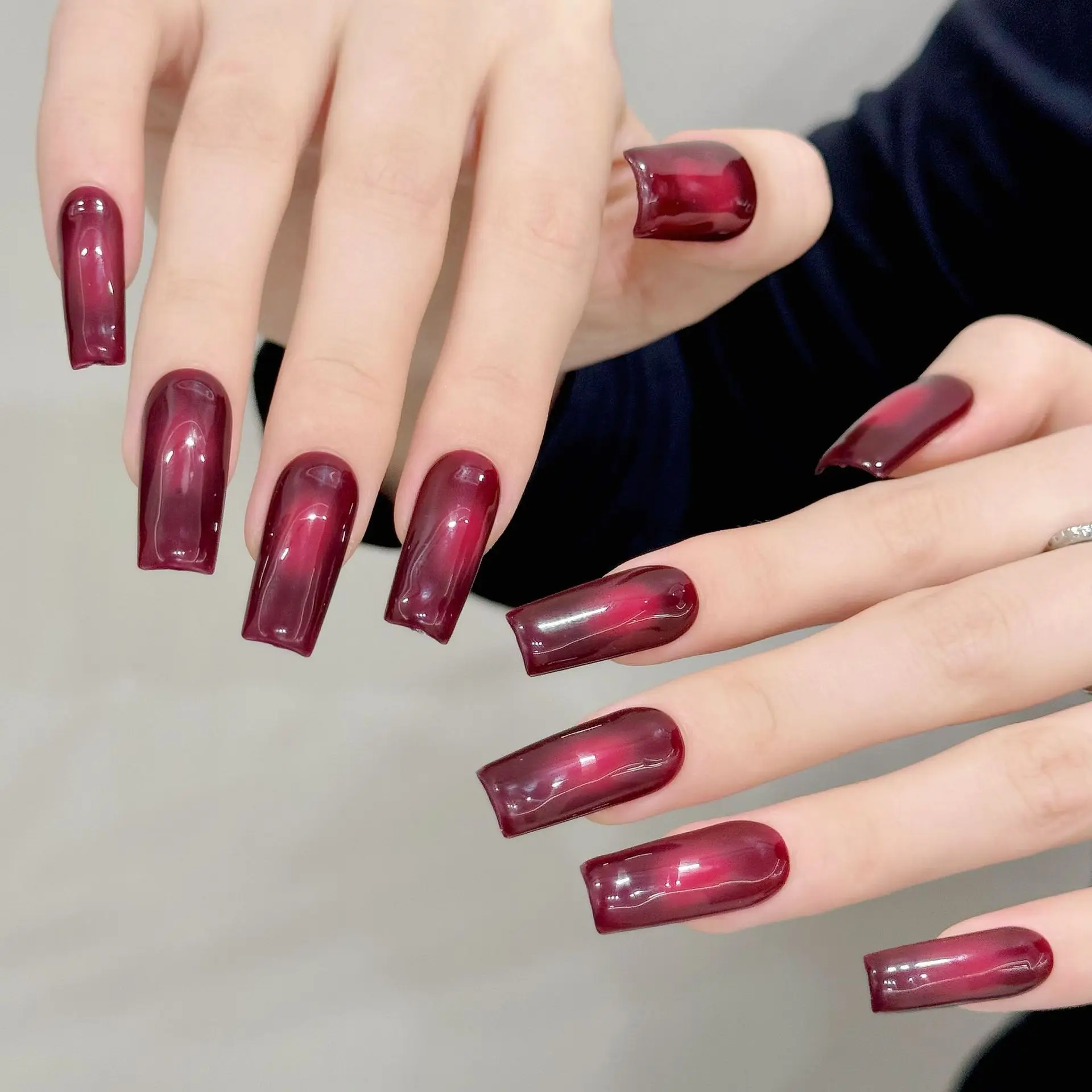 10pcs Handmade Press On Nails Blood Red Glass Beads Blush Fake Nail Simple Mid-length Coffin False Nails Daily Manicure Art