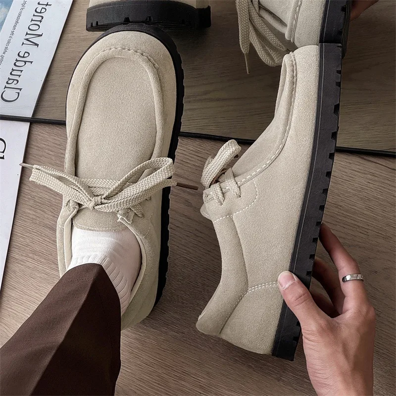 New Men's Shoes in The Spring and Autumn of 2026, Featuring A Fashionable and Simple British Style, Are Sneaker and Casual，39-44