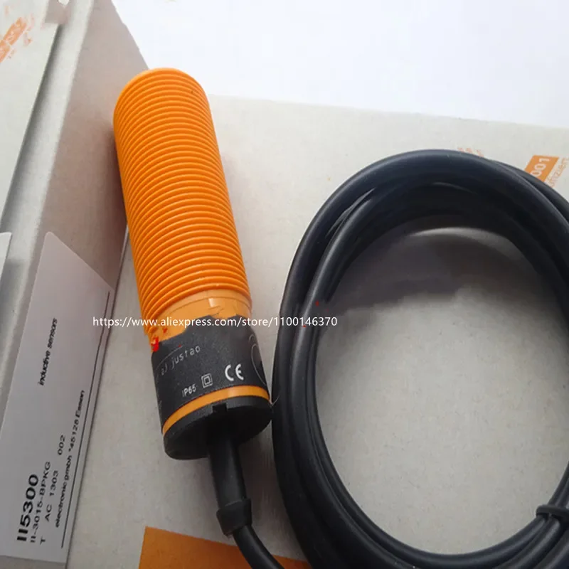 3Pcs New IFM II5300 II-3015-BPKG proximity switch induction switch sensor