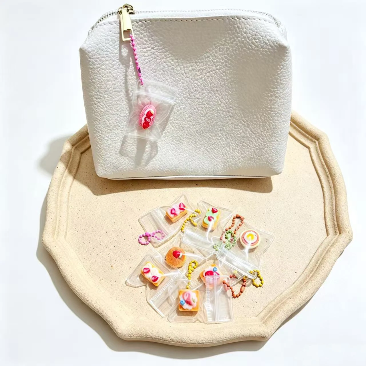 Cartoon Strawberry Cream Bread DIY Keychain Phone Case Hair Clip Bag Accessories Pack Handmade Resin Glue Material