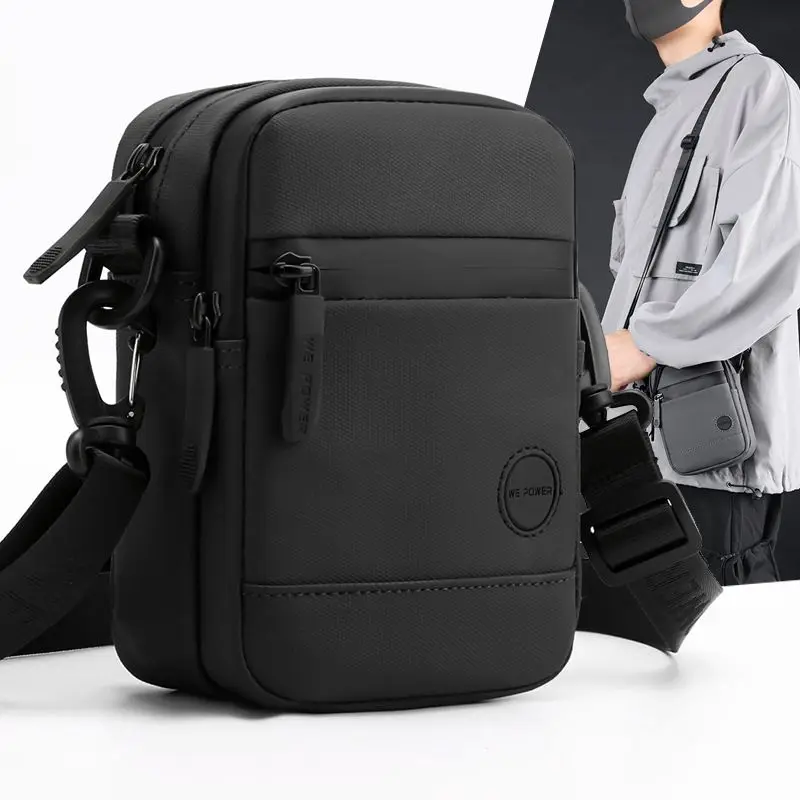 Outdoor Casual Men Single Shoulder Crossbody Bag Luxury Fashion Travel Mini Chest Bag Nylon Fanny Pack USB Headphone Jack