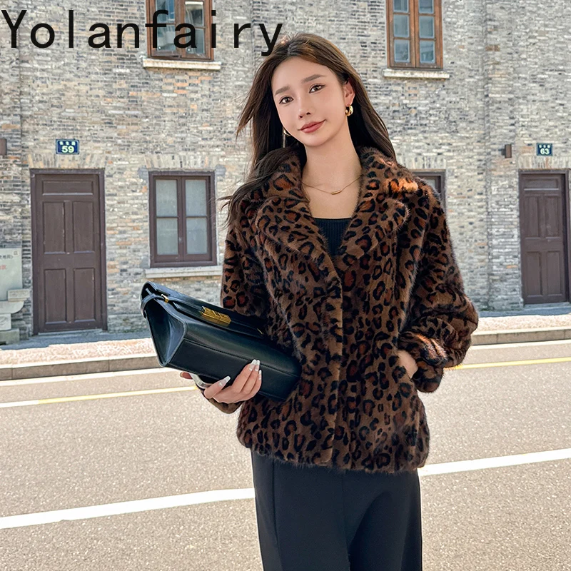 YOLANFAIRY معاطف الفرو الحقيقي للمرأة سترة فرو المنك 25 دعوى طوق موضة ليوبارد معطف فرو منك المرأة ملابس خارجية قصيرة Manteau