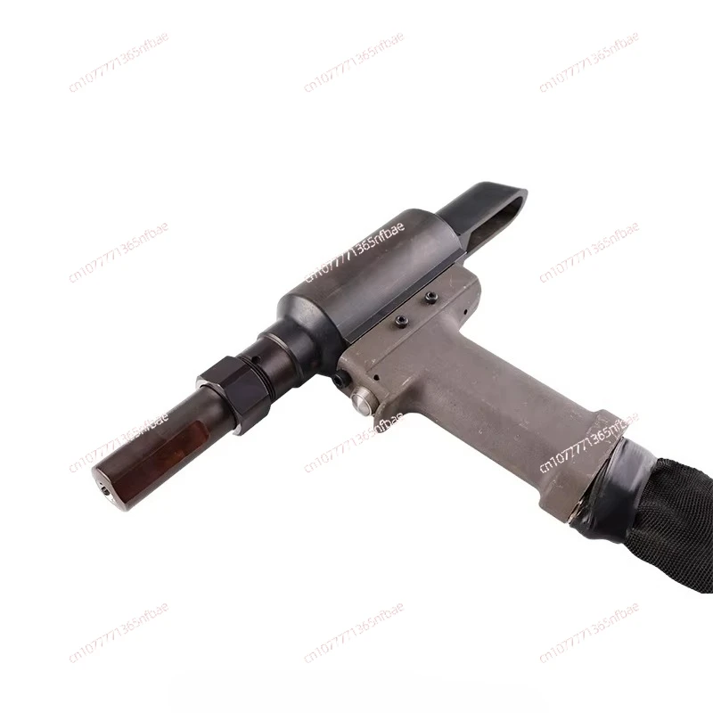 Pneumatic Rivet Nut Tool Gun Automatic Loading Simple Operation for Industrial Use