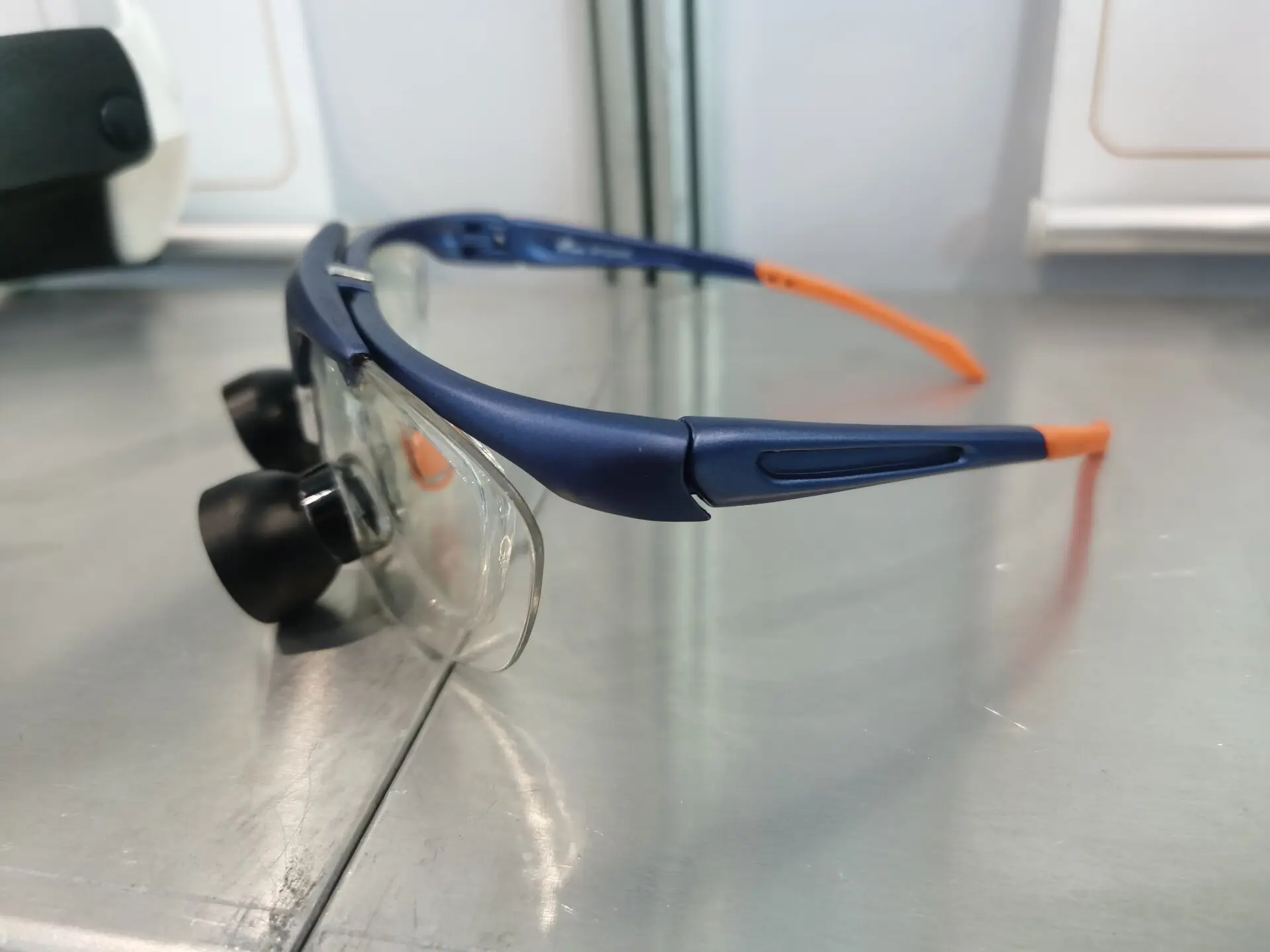 Head Mount Magnifying Loupes 2.5X 3.5X LED Headlight Gear for Workshop Fine Sample Inspection Tasks