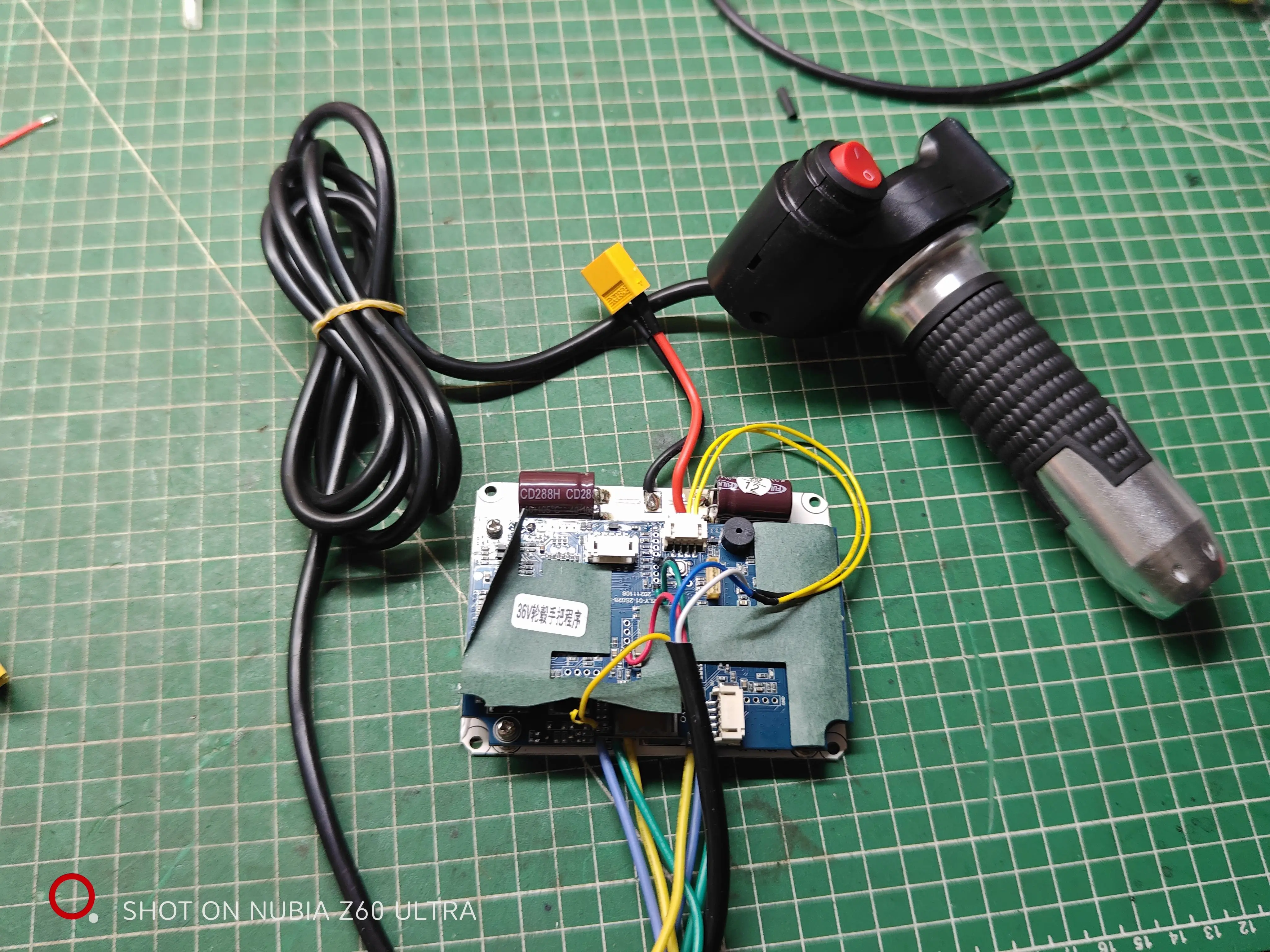 

Scooter controller turn handle controller wire control
