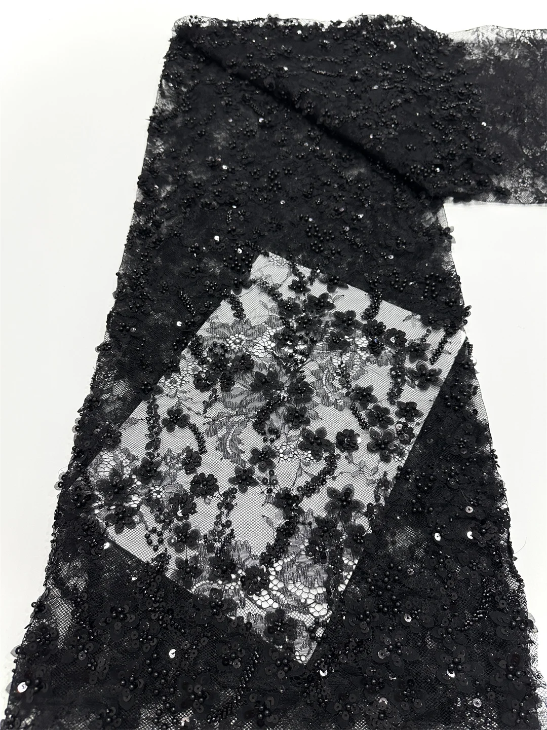 2025 最新の高級スパンコールとビーズレース生地刺繍レース生地ファッションフレンチチュールメッシュレース生地ブライダルドレス用