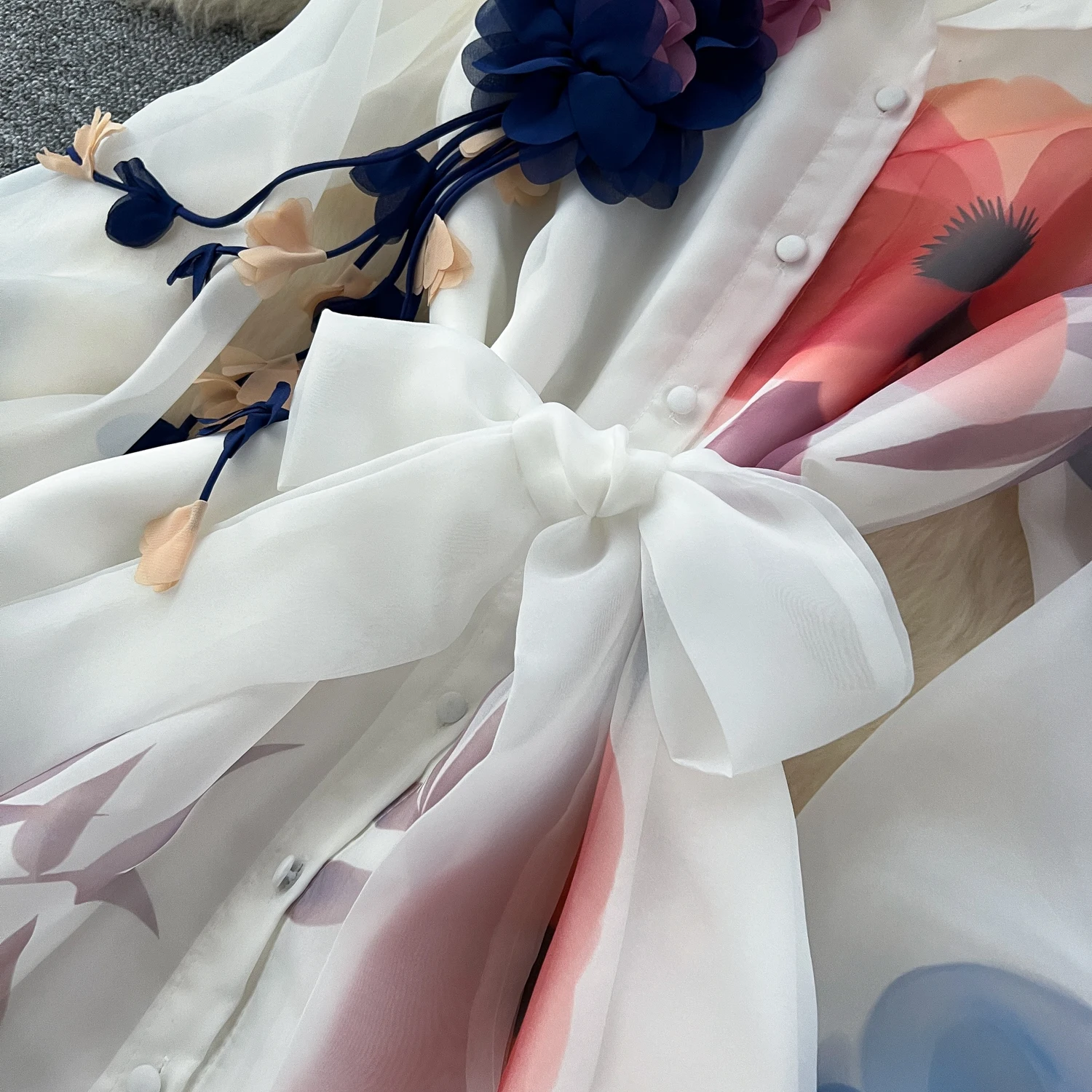 Clothland Damen Vintage Blumenhemd Kleid Schärpen Laterne Ärmel Einteiler Weiß Schwarz Mesh Retro Maxikleider QE197