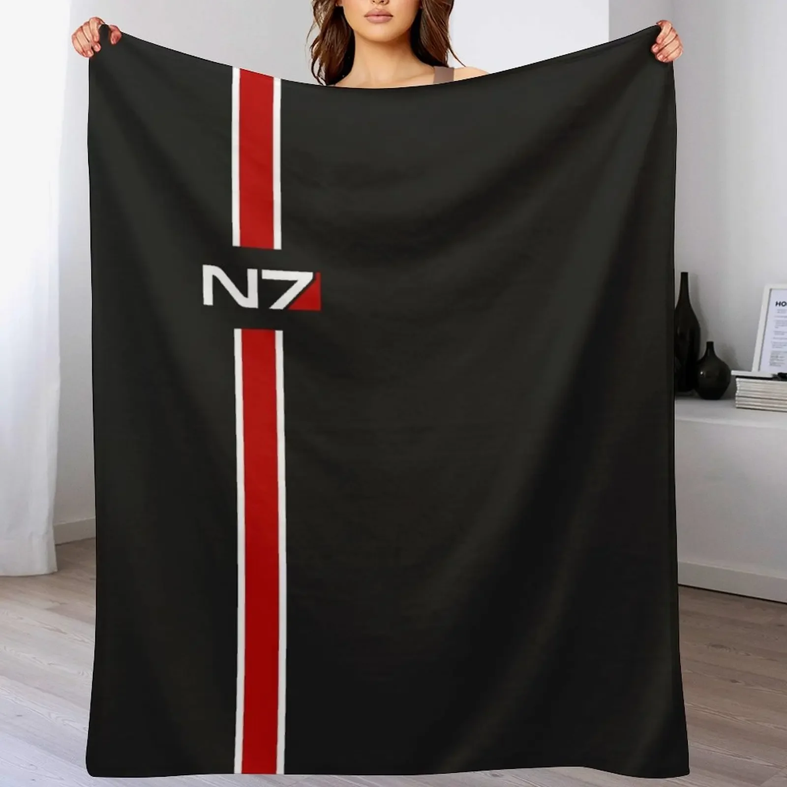 

N7 emblem, Mass Effect Throw Blanket Hairys Soft Plush Plaid Retros Blankets