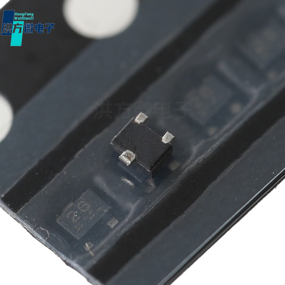 Оригинальный Цифровой транзистор 100-500 шт, 150 МВт, 50 в, 30 мА, 1 предсмещение NPN. VMT3 (SOT-723): DTC144EMT2L. Маркировка: 26