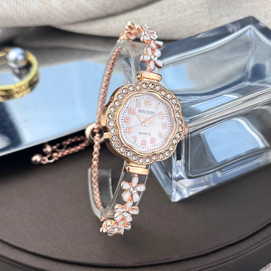 

Luxury Women's Watches Simple Quartz Wristwatches Small Dial Watches Bracelet Ladies Watch Gift Clock Relogio Feminino