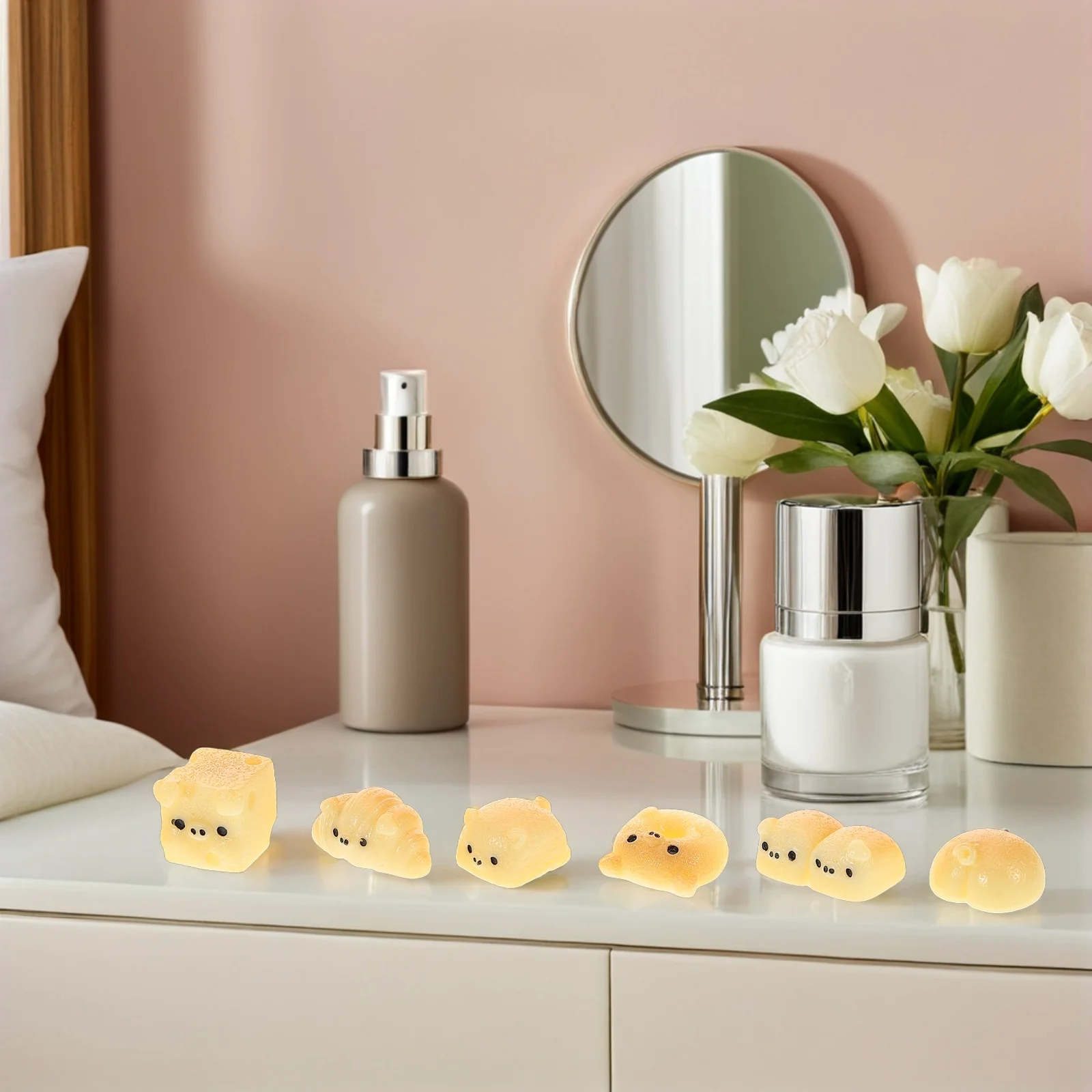 

18Pcs Mini Bread Animal Accessories Cute Cartoon Resin Charms Keychain Backpack Ornaments Desk Collectibles Decoration