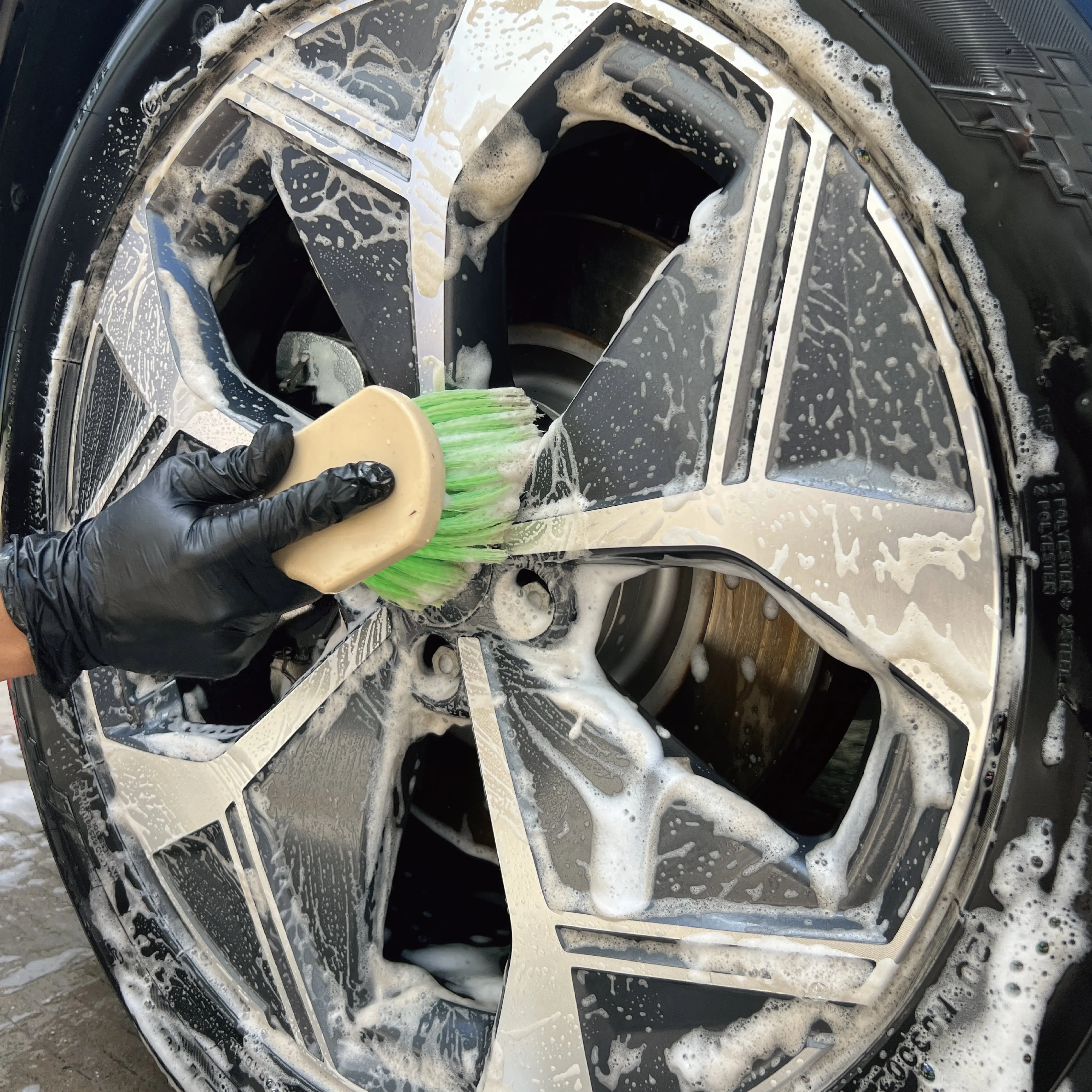 Wheel tire cleaning agent car wash cleaner foam Iron Particles Powder Cleaning Super Rust Dust Remover Spray Auto Rim Cleaner view 5