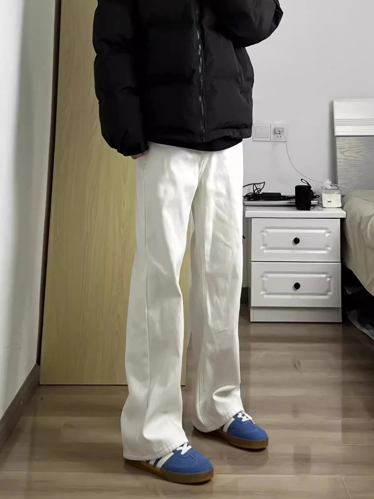 American High Street Cleanfit Simple White Basic Slim Micro Flare Jeans Men Straight Leg Slimming Long Pants
