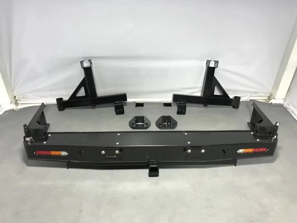 Steel Rear Bumper for LC80/J80 Heavy-Duty Off-Road Guard