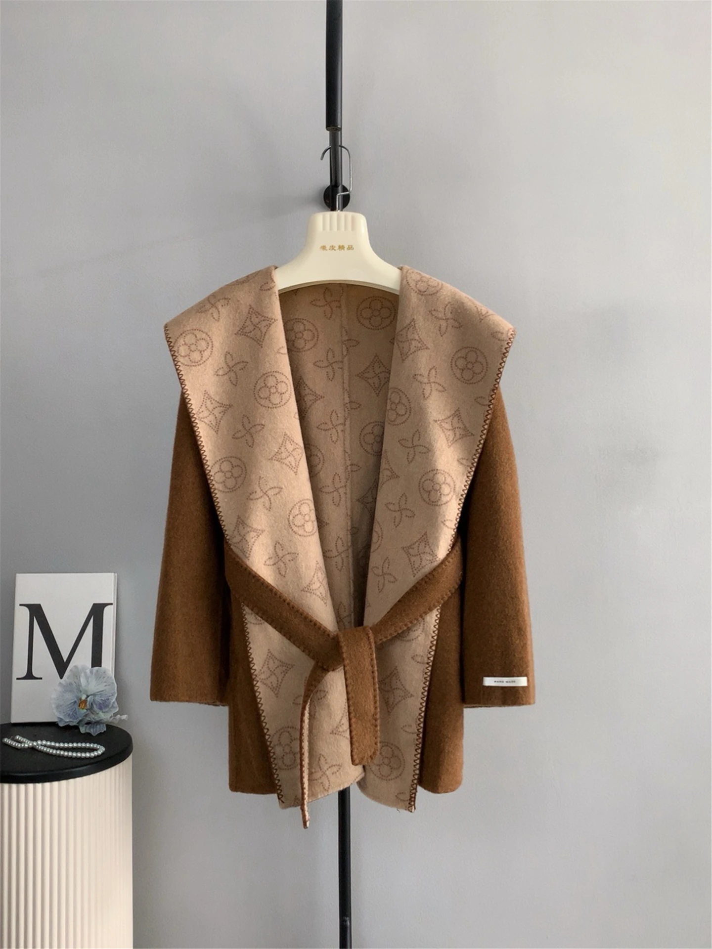 

Cashmere Double-sided Woolen Jacket Female Women Luxury Coat with Belt Double Brested Winter Temperament Short Wool Coat