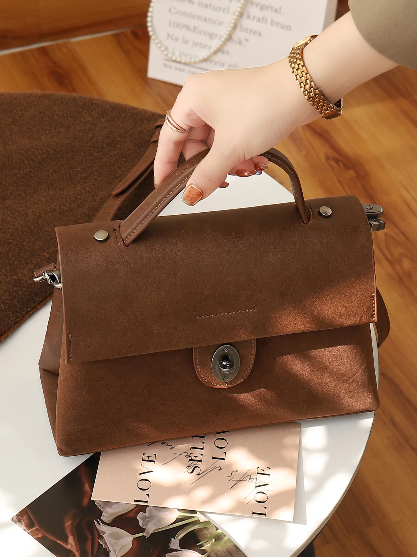 

Retro Caramel Color Ladies Handbag 2025 New High-End Commuter Crossbody Bag Lo Bule Single oulder Diagonal Bag