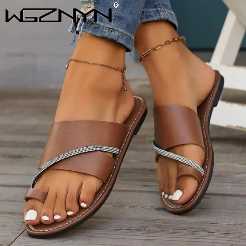 2024 Vrouwen Leren Slippers Slippers Dames Schoenen Zomer Merk Mode Vrouwen Sandalen Luxe Slippers Slippers Designer Sandalen