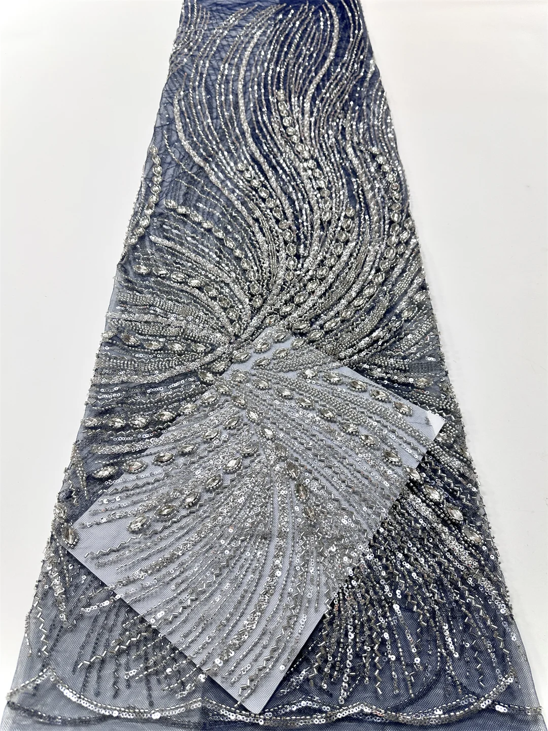 

5 ярдов роскошная африканская жаккардовая кружевная ткань с блестками для жениха 2026 Высококачественная французская нигерийская кружевная ткань с бисером для свадебного платья