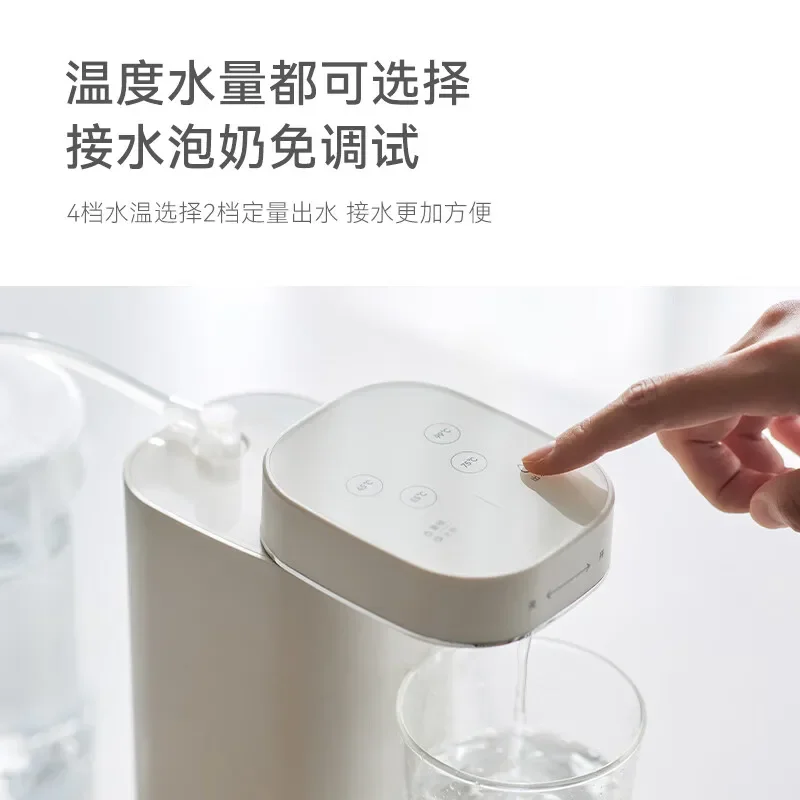 Distributore d'acqua istantaneo Piccolo mini scaldabagno minerale portatile da tavolo Acqua bollente