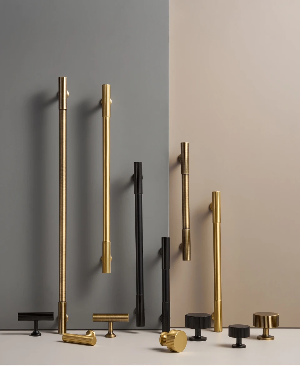 Nurlin Solid Brass Art Deco Vertical Lines Linear Kitchen Cabinet Knobs T Bars Bedroom Wardrobes Long Pull Drawer Handle