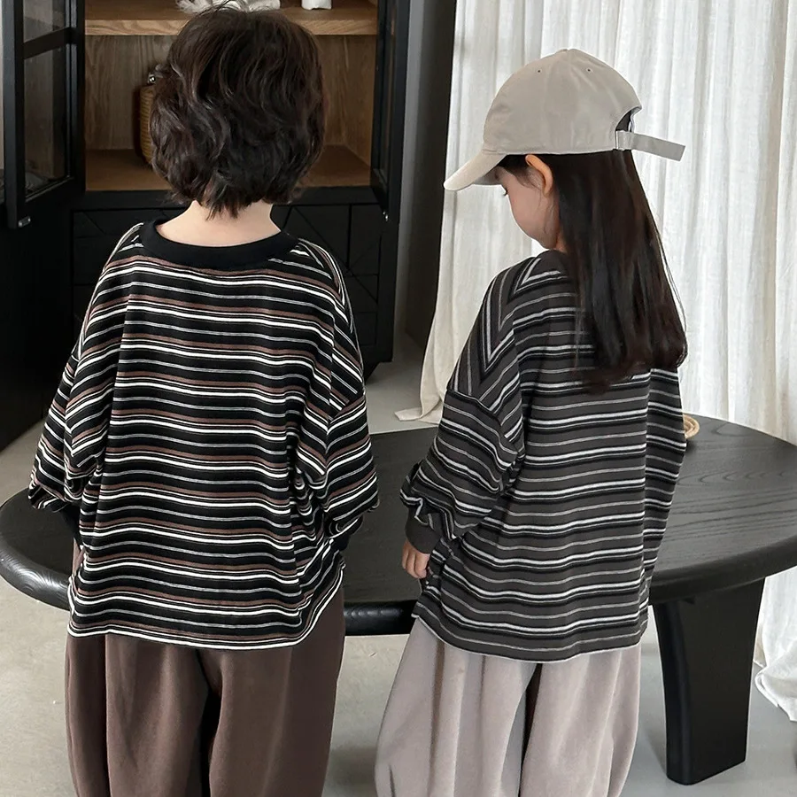 2025 outono novas crianças listradas de manga comprida camiseta meninos e meninas camisa de fundo simples
