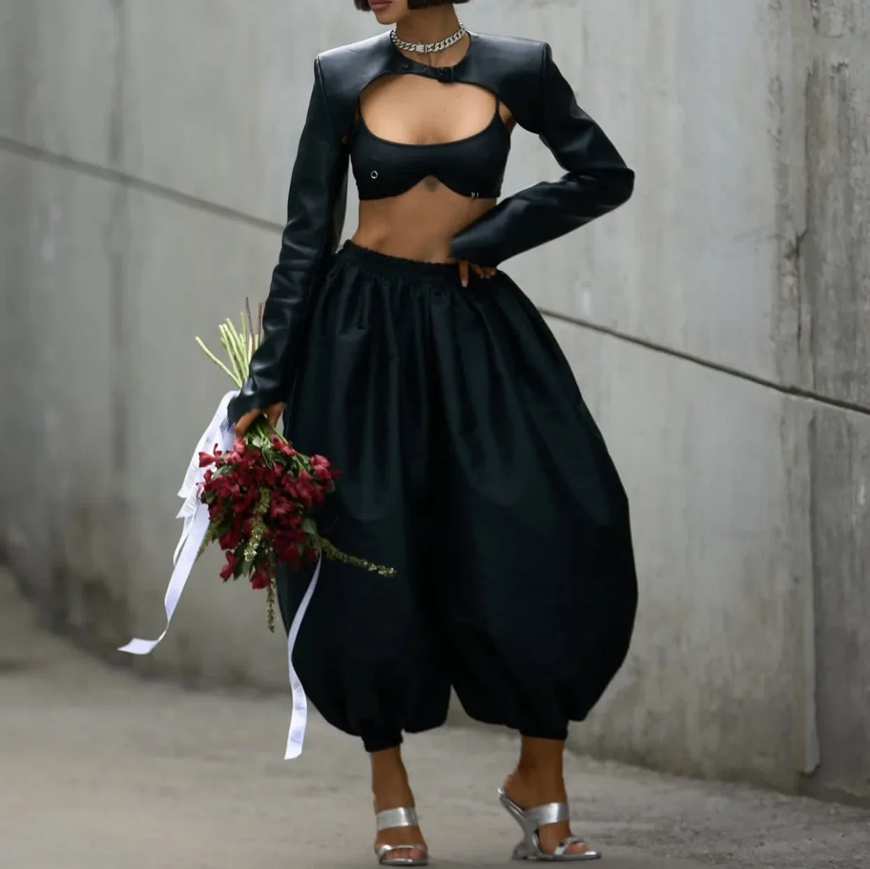 FDEY Solid Color Pleated Fashion Autumn Female Loose Bloomers Long Pants Streetwear 2025 Casual Loose Bloomers Pants For Women