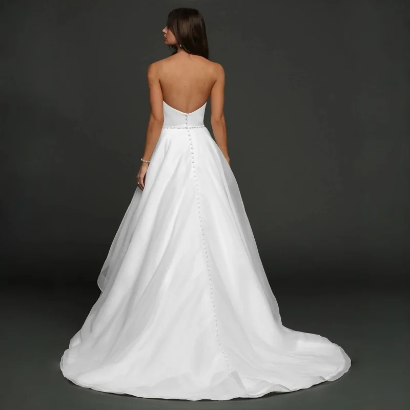 Luxury Plain A Line Bridal Gown Strapless Corset Bodice Layer Ruffle Organza Skirt Detachable Crystal Sash Church Wedding Custom