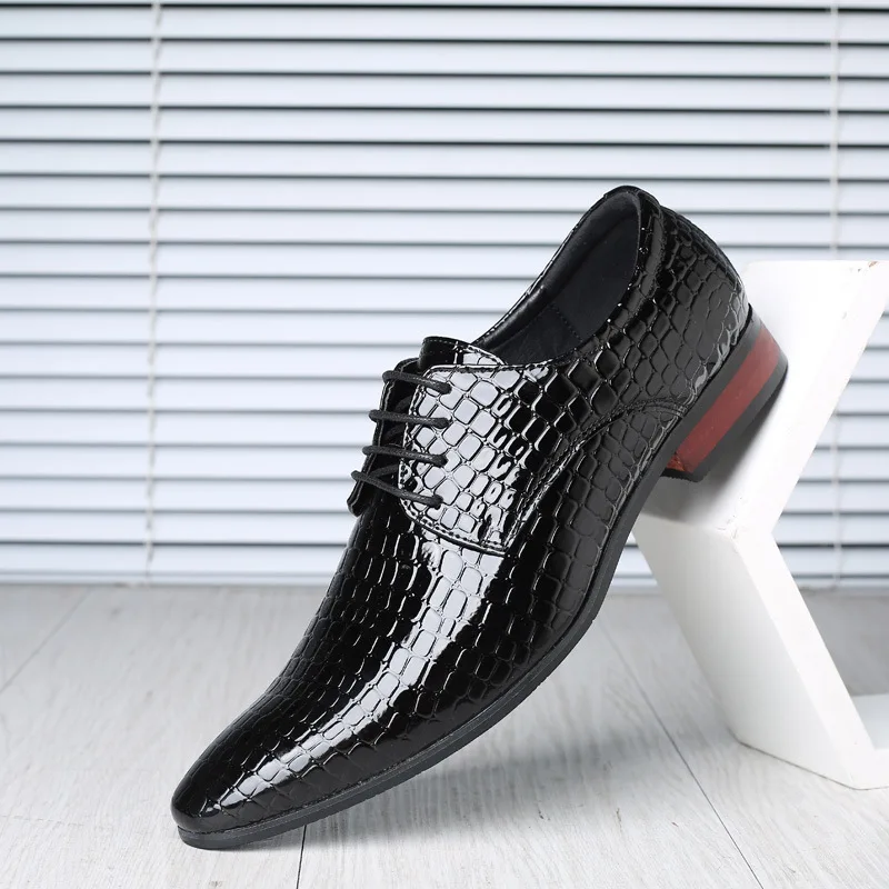 

High Quality New Men's Dress Shoes Glossy Leather Stone Pattern British Style Comfortable Business Casual Formal Shoes for Men