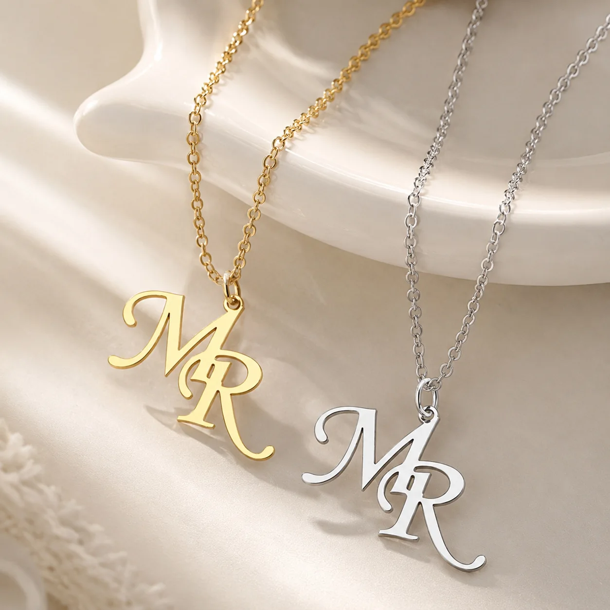 Luxury Plated Stainless Steel Fancy Script Double Initial Monogram Pendant Necklace Thin Chain Personalized Logo Gold Rose Gold