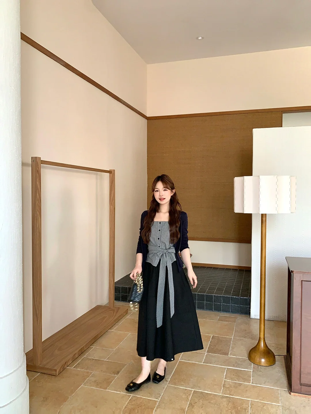 

Мягкий базовый слой для женщин: свитер-кардиган и комплект с юбкой на весну-лето с узловой деталью – модный ансамбль