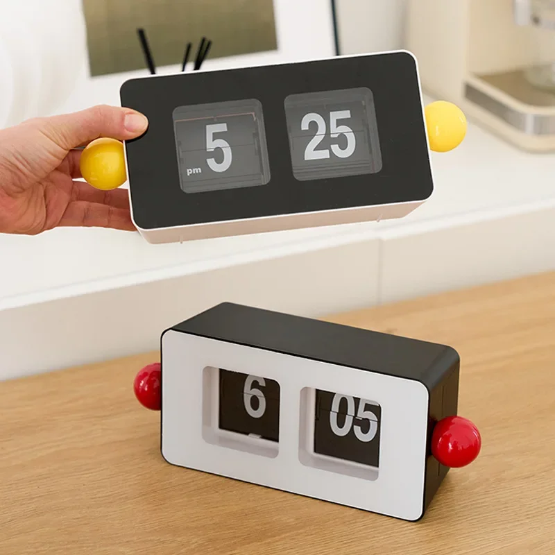 Automatic Page-flipping Clock Creative Table Clock For Living Room