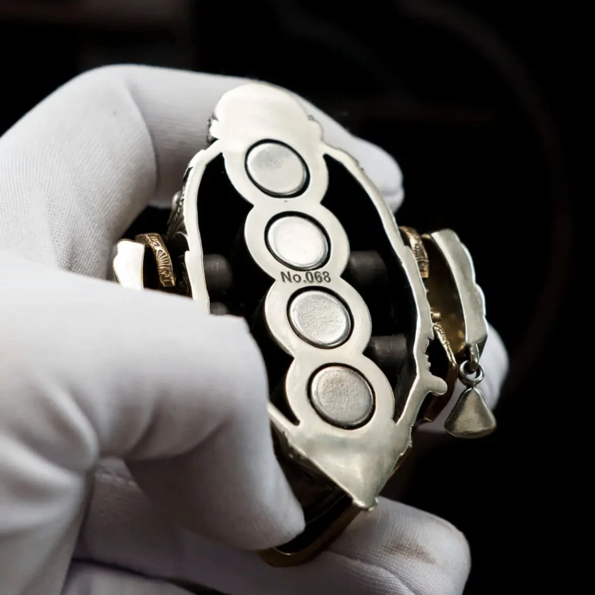 Enchanter Mask Metal Brass Fidget Slider Spinner EDC Toys Anti Stress Sensory ADHD Fidgeting Toys Refrigerator Magnet