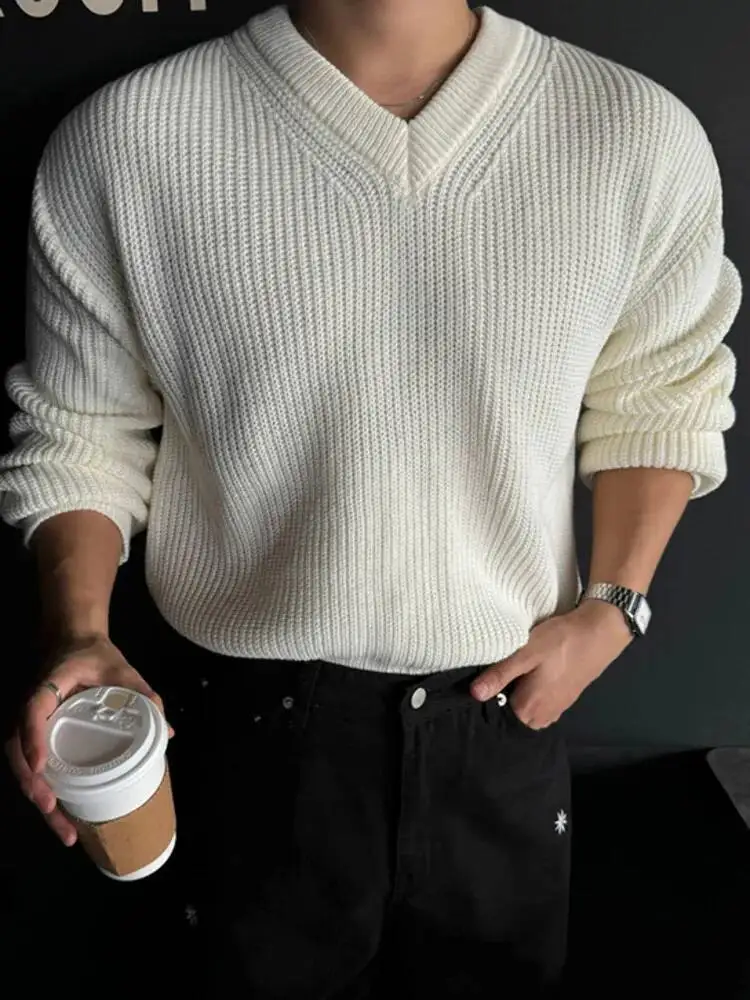

Мужские пуловеры в корейском стиле с v-образным вырезом, однотонная повседневная мужская одежда, новые вязаные универсальные свободные мужские свитера, зима 2025 г.