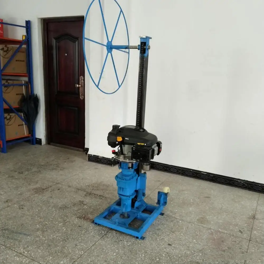 جهاز حفر صغير بطول 30 مترًا لاختبار التربة أو الصخور الناعمة