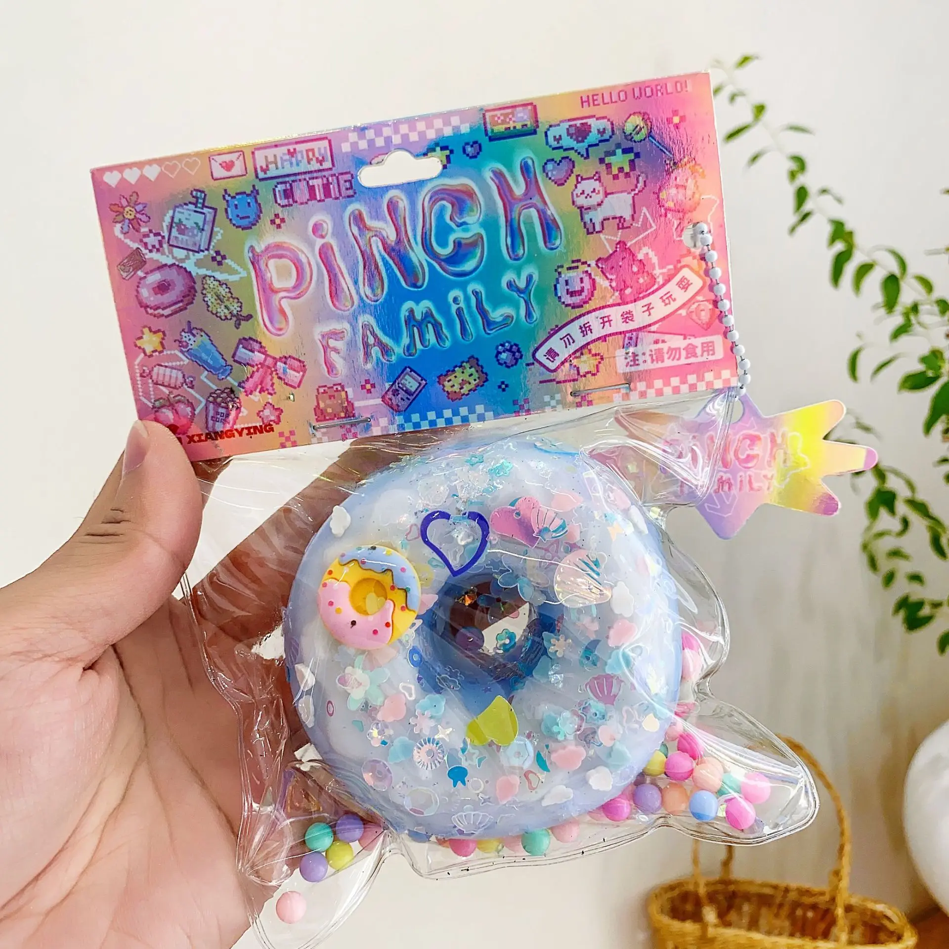 Artificial Donut Squeezing Rebound Toy Mini Squish Novelty Toy Simulation Model Food Chocolate Cake Roll Decompression Toy Prop