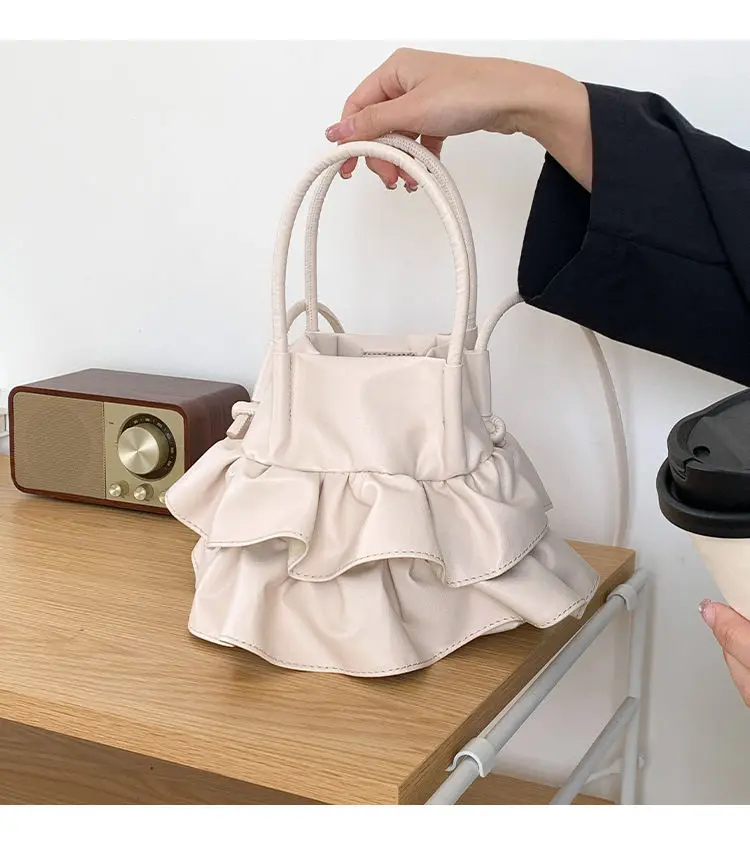 

Korean Ins Versatile Underarm Bucket Bag French Ruffle Edge Hand-held Petal Crossbody Bags