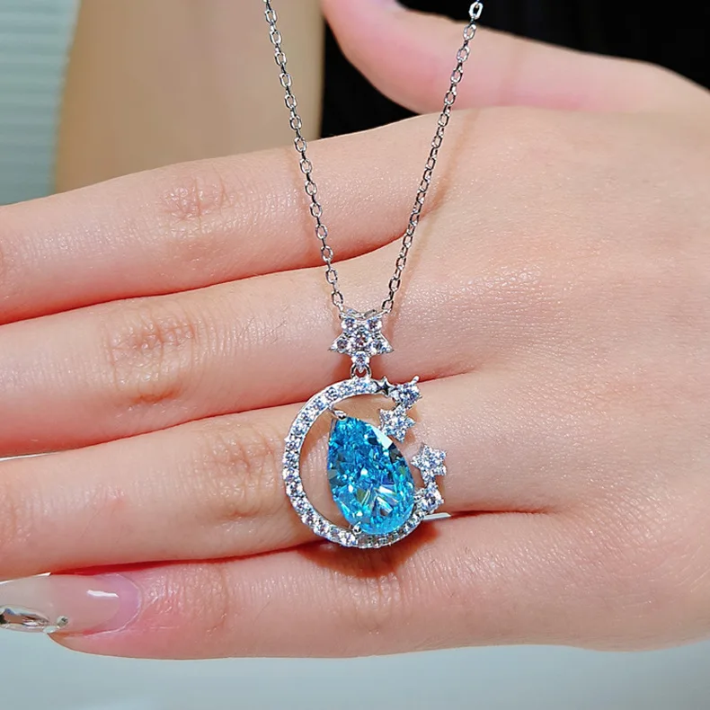 New Fashion Exquisite Water Drop Cubic Zirconia Pendant Necklace Platinum Plating Elegant Star Shape Chokers Chain Fine Jewelry