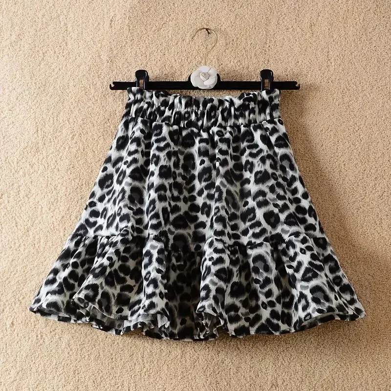 

Women's High Waist Slim Crotch Covering Large Bulgy Half 2025 Spring and Autumn New Korean Version Versatile Fashion Short Skirt