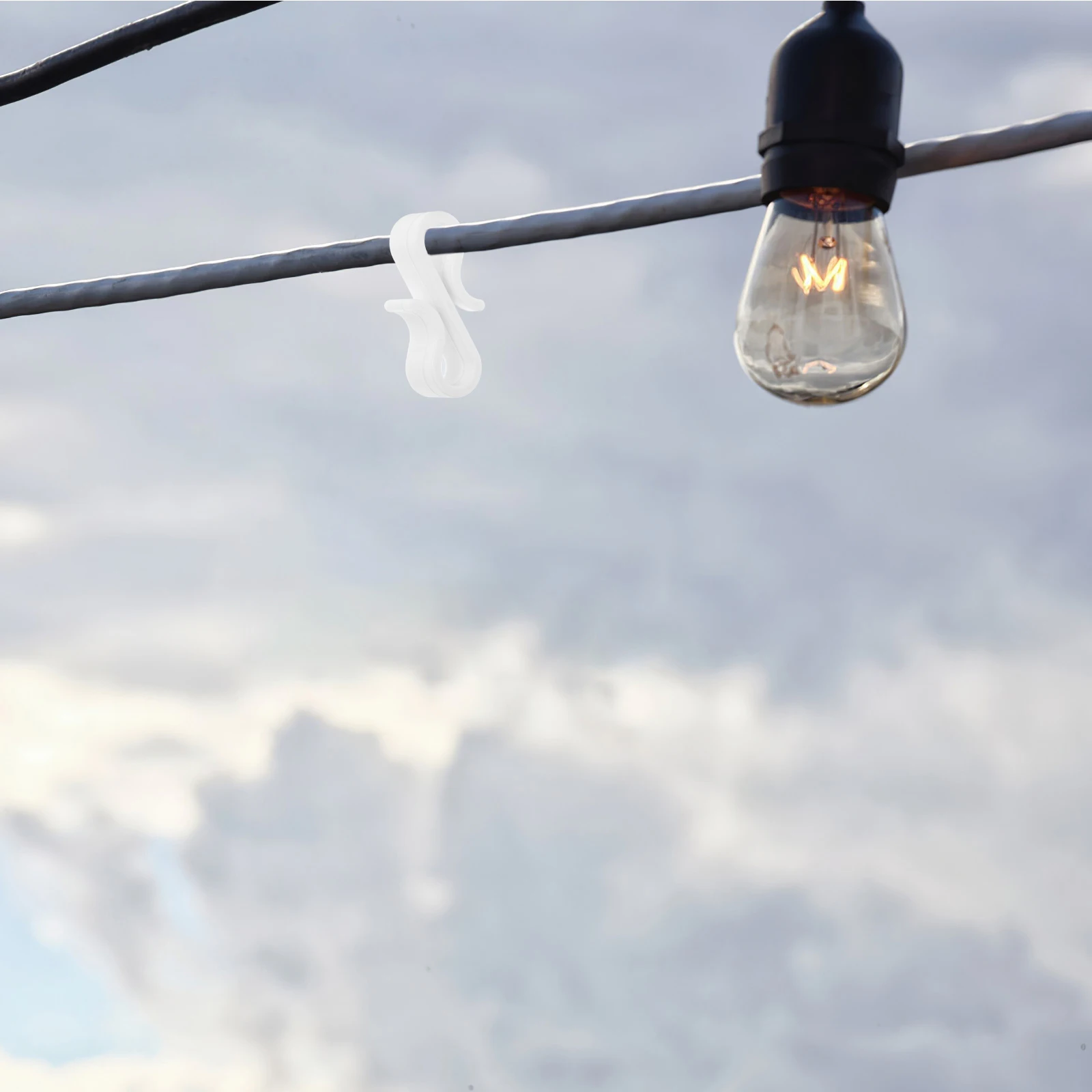 

50Pcs Plastic Gutter Hooks Weatherproof S Clip Hooks for Hanging Christmas Lights Outdoor Holiday Decorations String Hangers