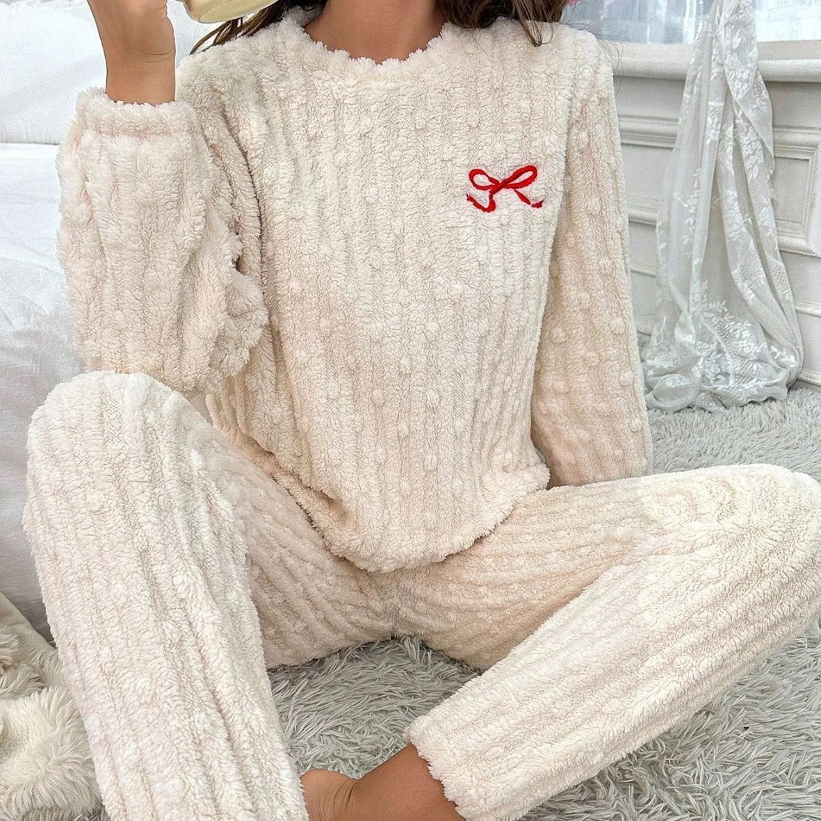 Vêtements de maison décontractés pour femmes, doux et confortables, avec nœud papillon, chauds, pour l'automne et l'hiver