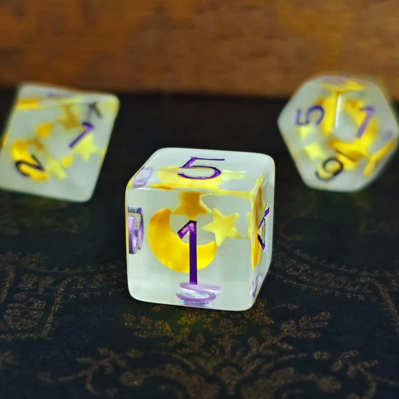 7 قطعة/المجموعة مضيئة نرد متعدد السطوح نجوم القمر الراتنج مجموعة نرد عدد الزينة ل DND TRPG ألعاب مجلس ألعاب اكسسوارات