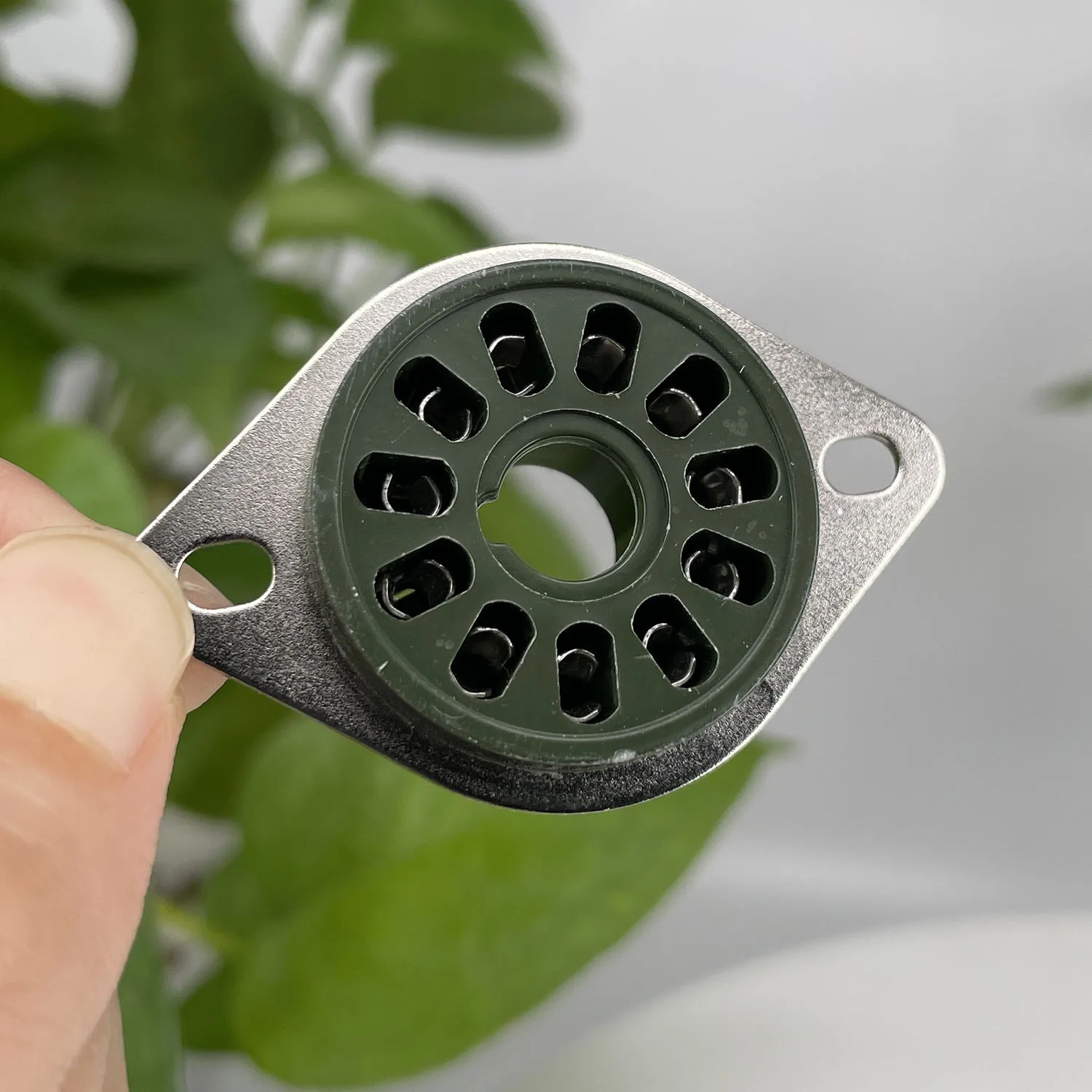 1PC Bakelite 11 Pins Tube Socket GZS11-A Electron Tube Socket Vacuum Tube DIY HIFI Audio Amplifier