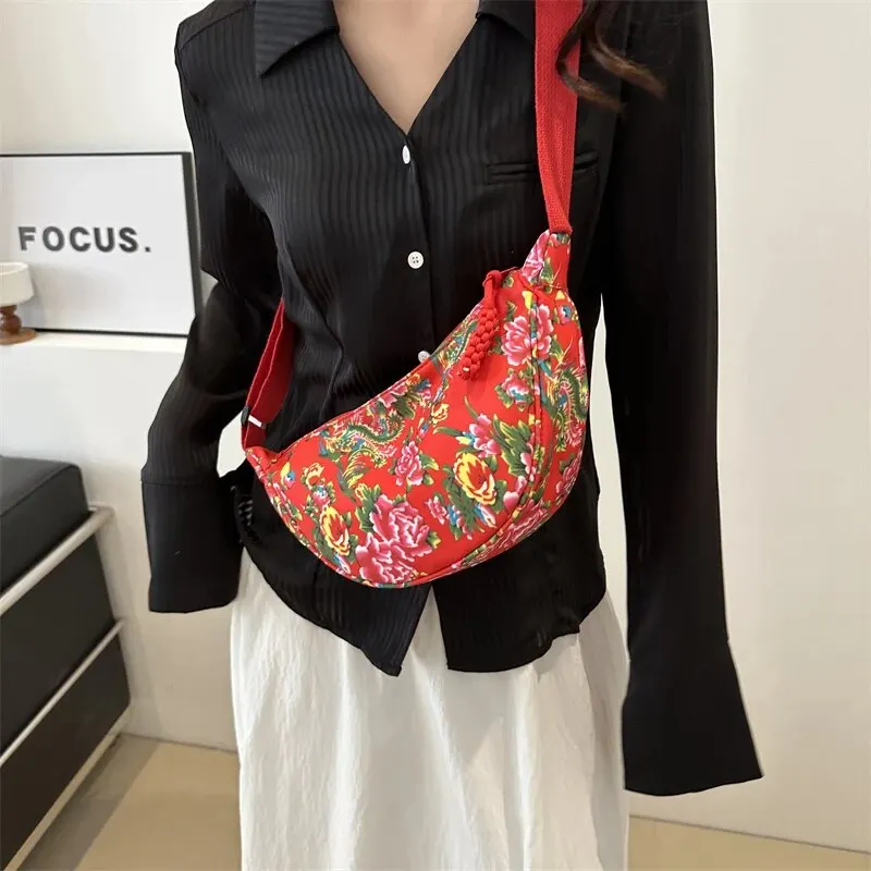 Polyester Large Capacity Wide Shoulder Strap Chest Bag Versatile Crossbody Bag Peony Flowers