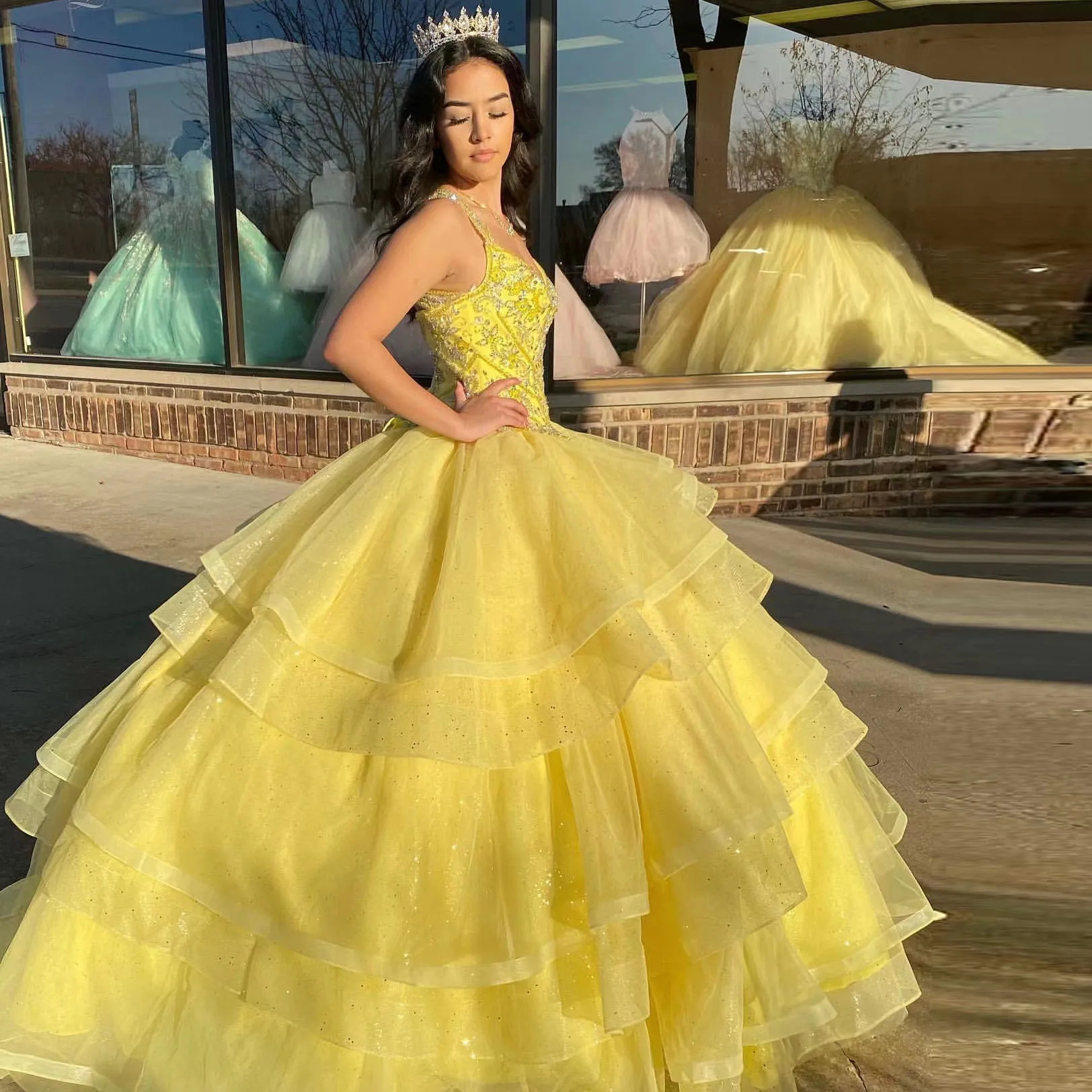 Vestido amarillo De quinceañera para niña De 15 Años, traje De baile para niña dulce mobico 16, con cuentas, sin mangas, para cumpleaños y graduación, 2022