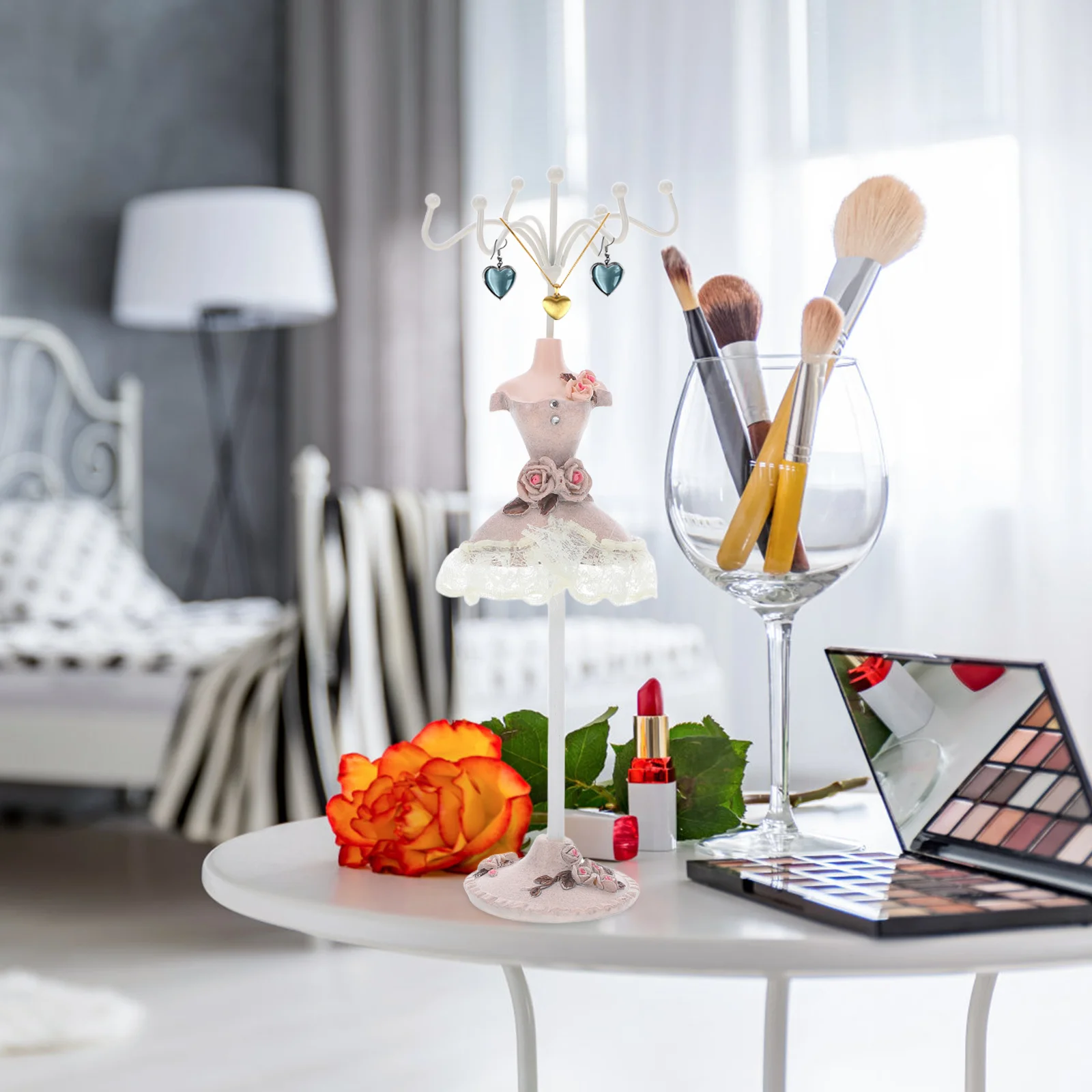 

Подставка-органайзер для ювелирных изделий из смолы: манекен для колье, серег, браслетов, башня-держатель для женских аксессуаров