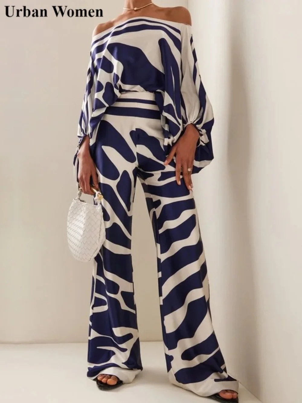 

Summer Fashion Satin Printing 2 Piece Set Women Causal Off Shoulder Loose Lantern Sleeve Top Wide Leg Pants Two Piece Set Women