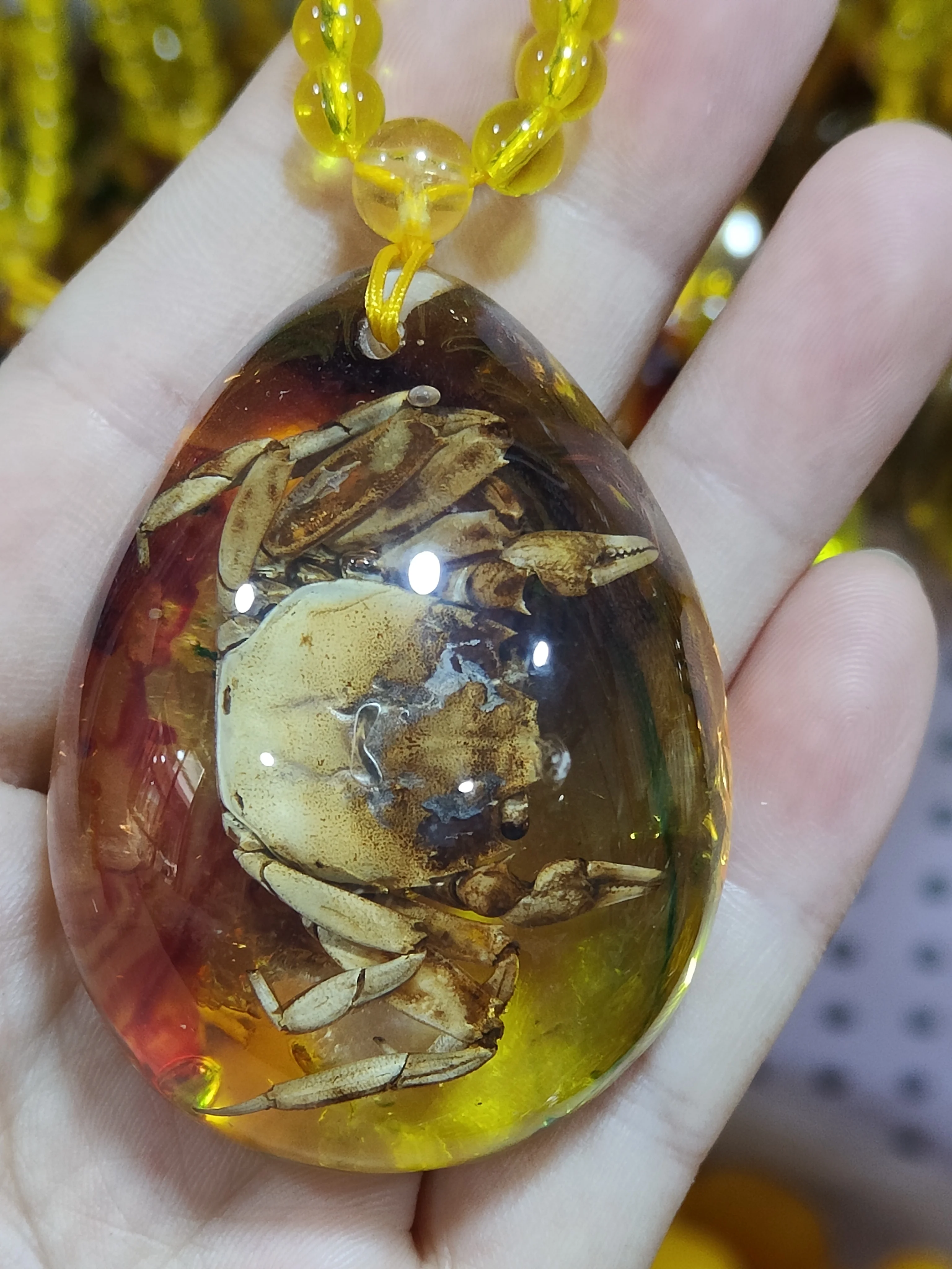 Beautiful amber butterfly fossil insect water pendant from China