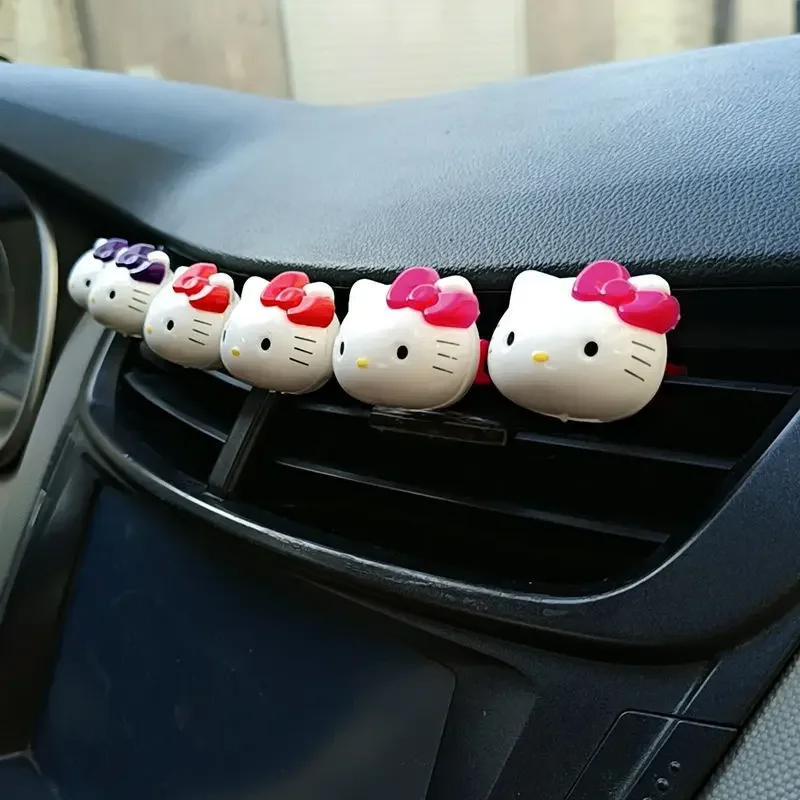 2 pezzi Hello Kitty profumo per auto aromaterapia deodorante per ambienti donne carine presa d\'aria per auto decorazione presa d\'aria clip accessori