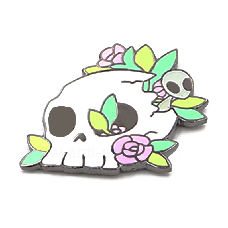 Factory Creative Design Colorful Scary Skull Lapel Pins Hard Enamel High Quality Badges No MOQ Zinc Alloy Badge Brooch For Girls